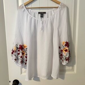 Olivia & Martin embroidered sleeves shirt NWOT women’s plus size 1X